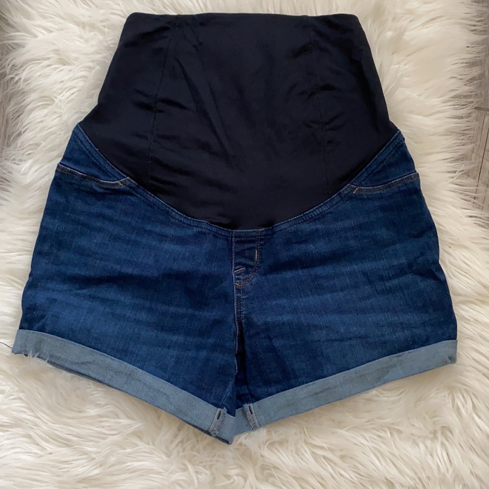 Isabel Maternity short lot